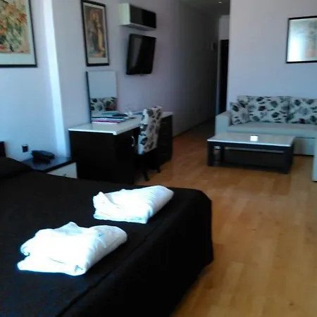 My House ホテル 2*